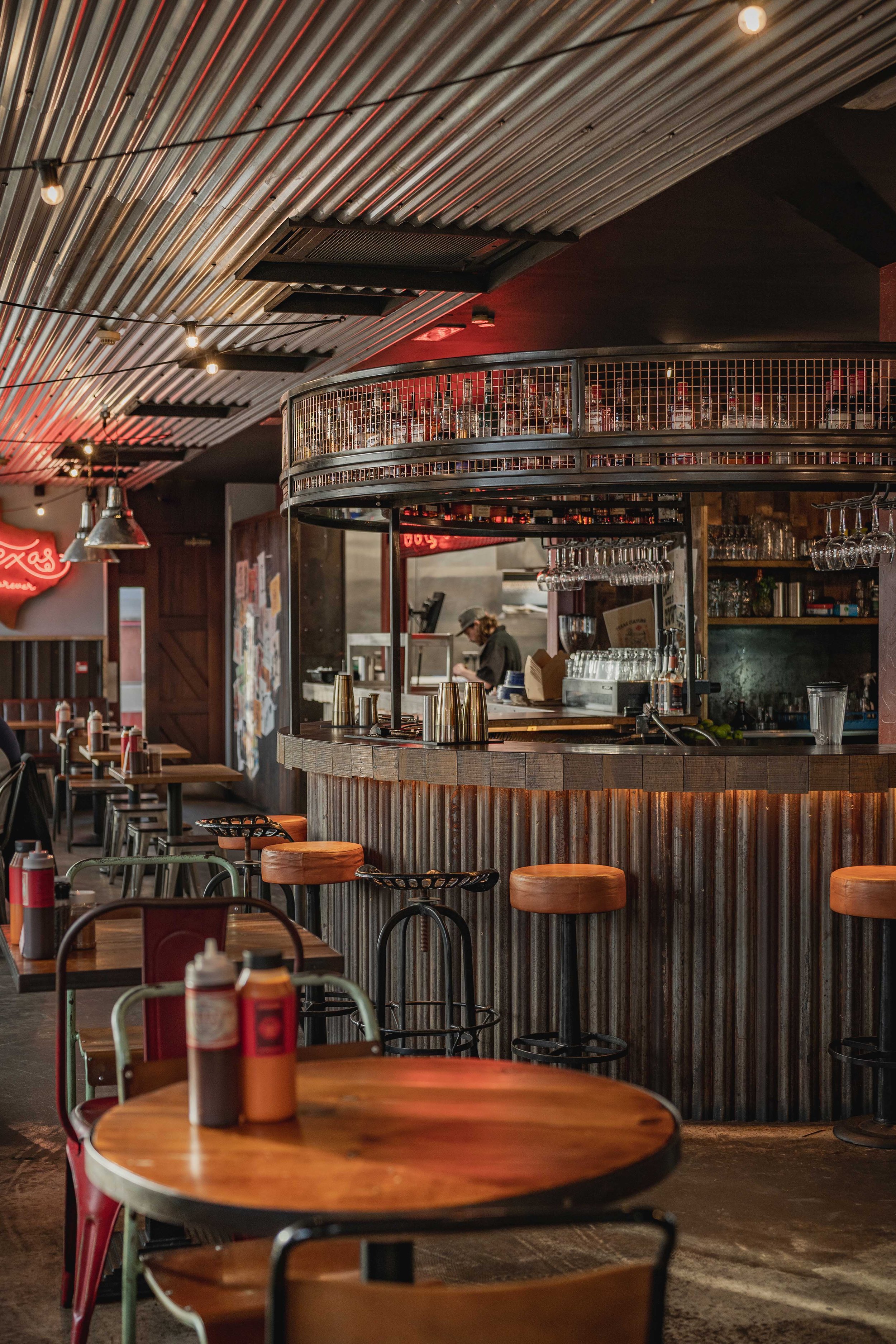 Corrugated ceiling and bar interior at Spitfire — Simple Simon Creative Spaces / Evoke Pictures