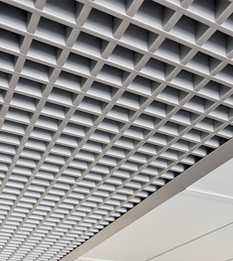 Open-cell grid ceiling — 20 mm visible blade-width option